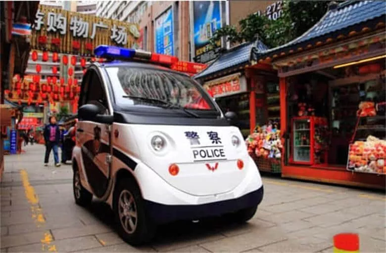 警用电动巡逻车