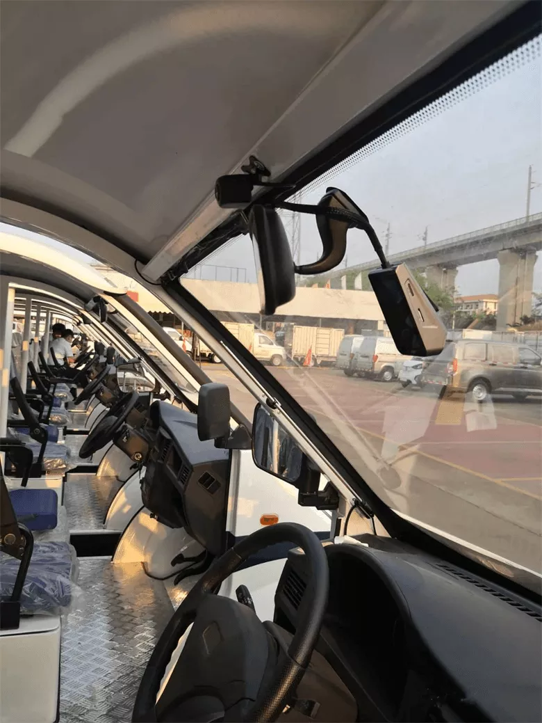 电动环卫车图片