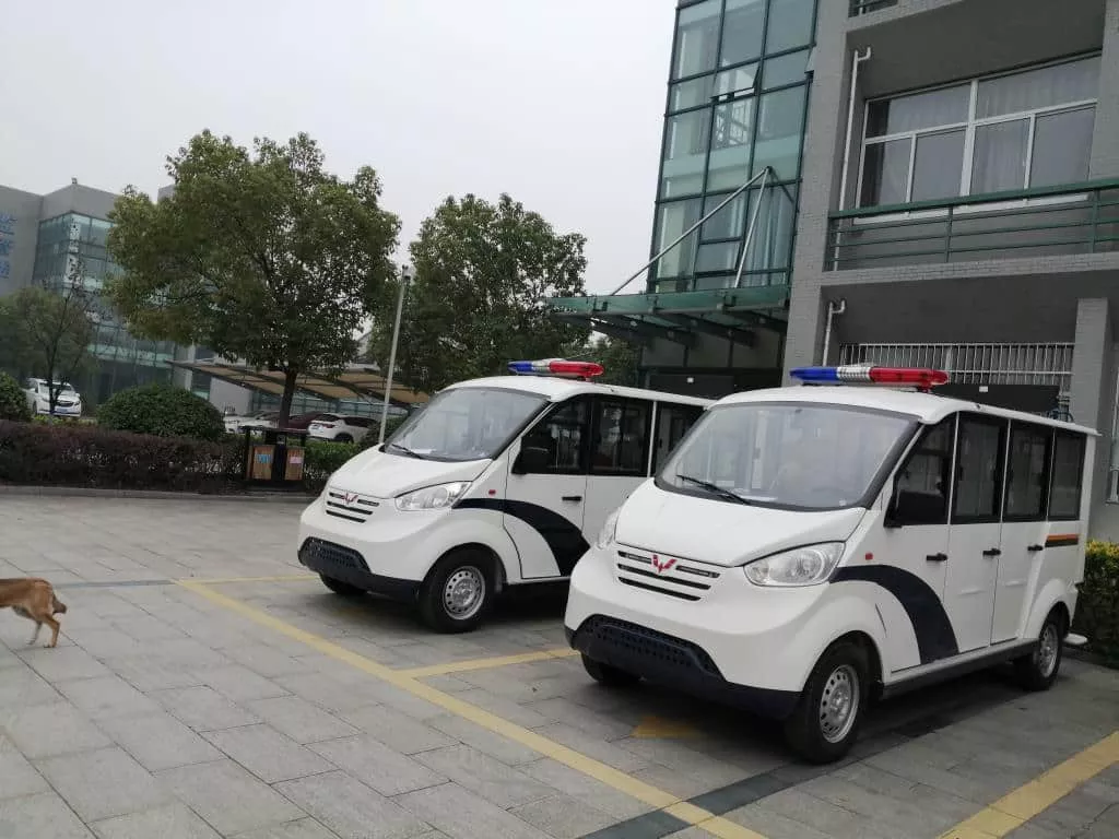 电动巡逻车厂家排名  治安检查巡逻车常见问题-五菱