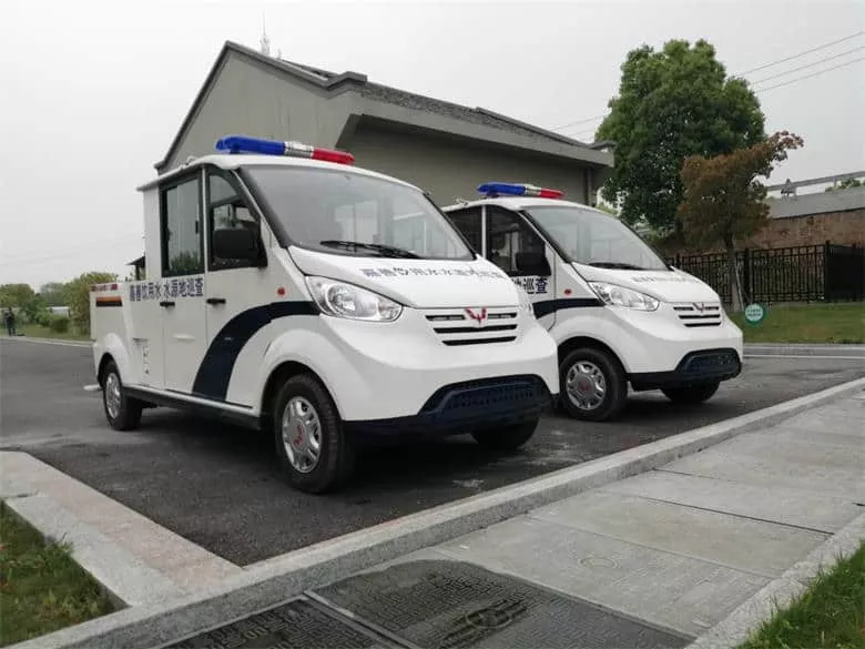 四轮电动巡逻车品牌 这几个引起自燃的原因及解决方法要牢记-五菱