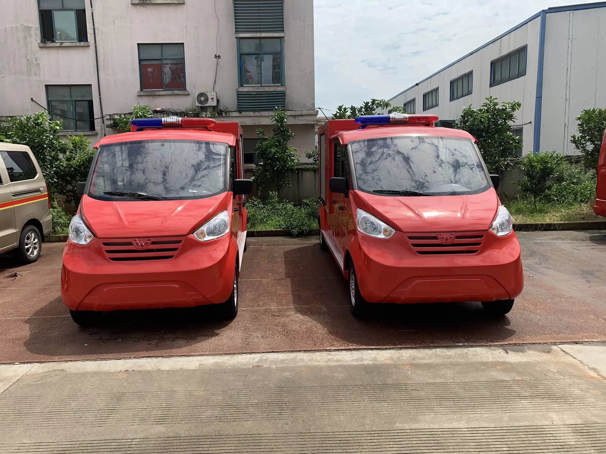 微型电动消防车的价格-小小电动消防车，助力新农村建设-五菱