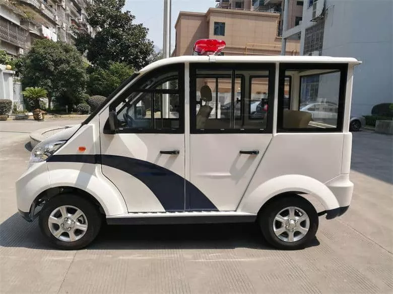 封闭电动巡逻车价格-电动巡逻车，你该如何选择？[五菱]