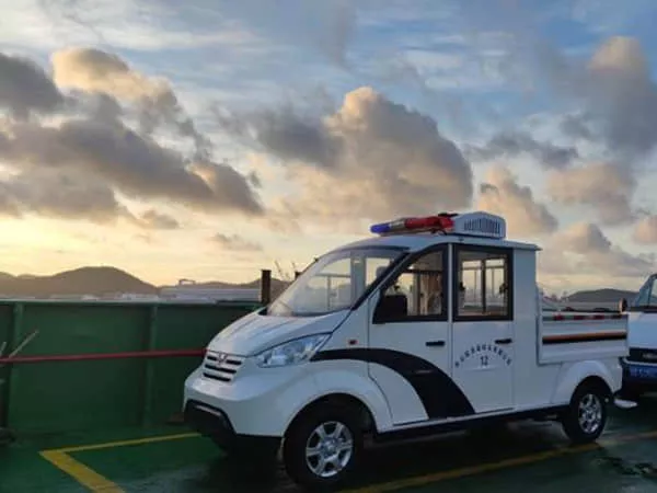 治安巡逻车 治安巡逻车