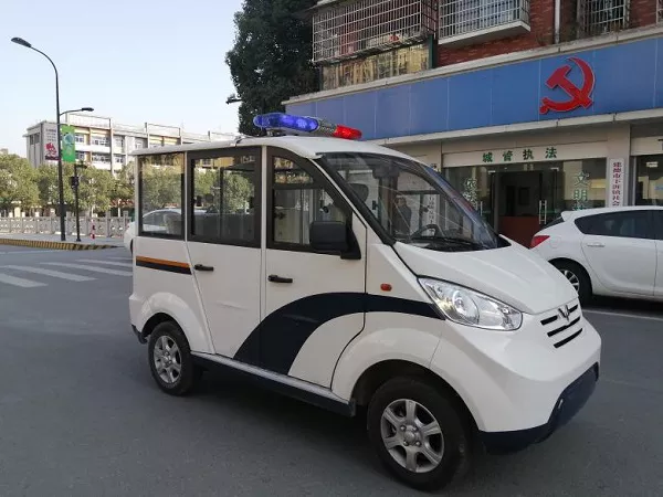 电瓶巡逻车使用年限多少年-避免半路没电小技巧[五菱]