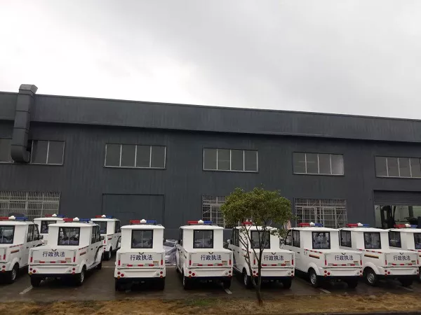 园区巡逻车报价多少-夜间巡逻选带门的[五菱]