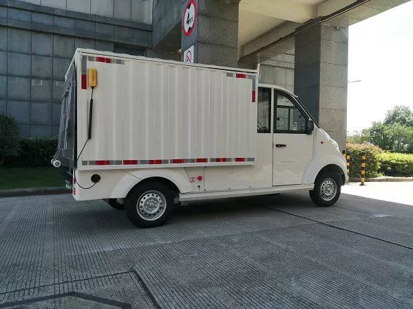 电动环卫车厂家哪家好—使用注意事项与保养方法[五菱]