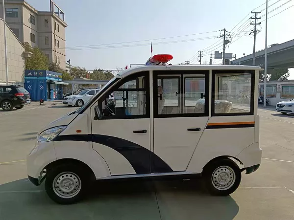 四轮电动车报价多少-守护平静的日常[五菱]