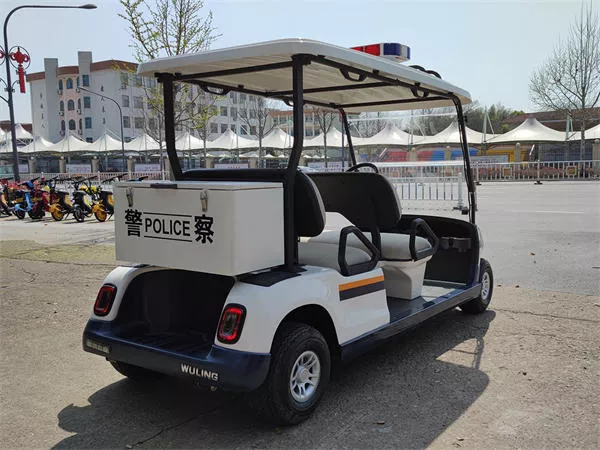 4座巡逻车