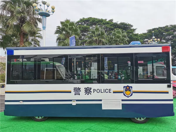 电动移动警务室