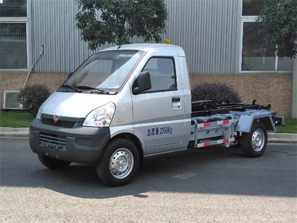 勾臂式垃圾车