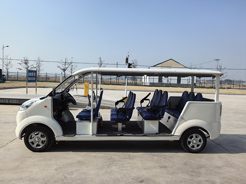 11座电动巡逻车