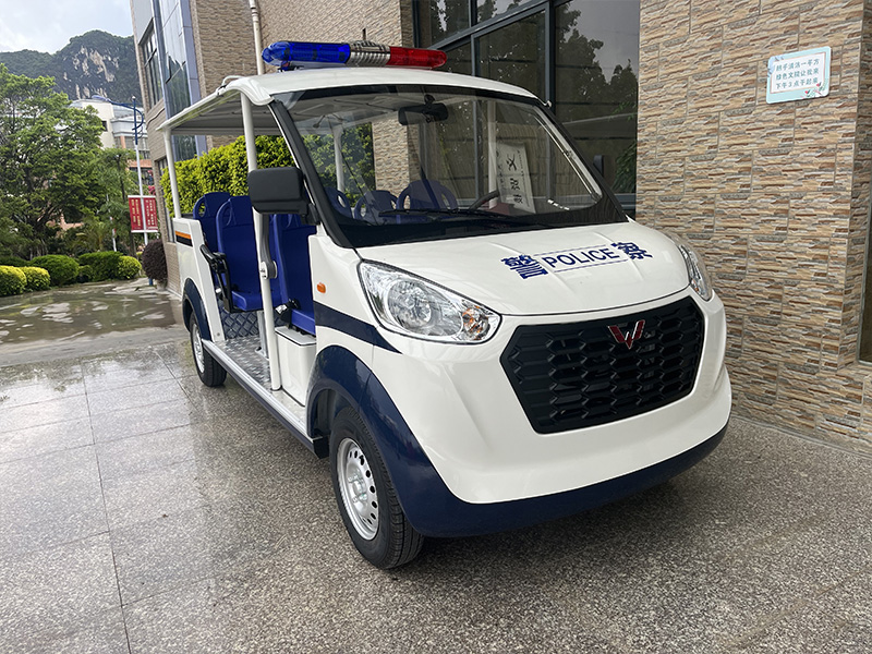 8座巡逻车